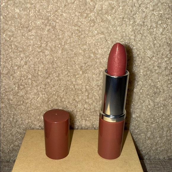 Clinique Bare Pop Shine Lipstick - Picture 1 of 6